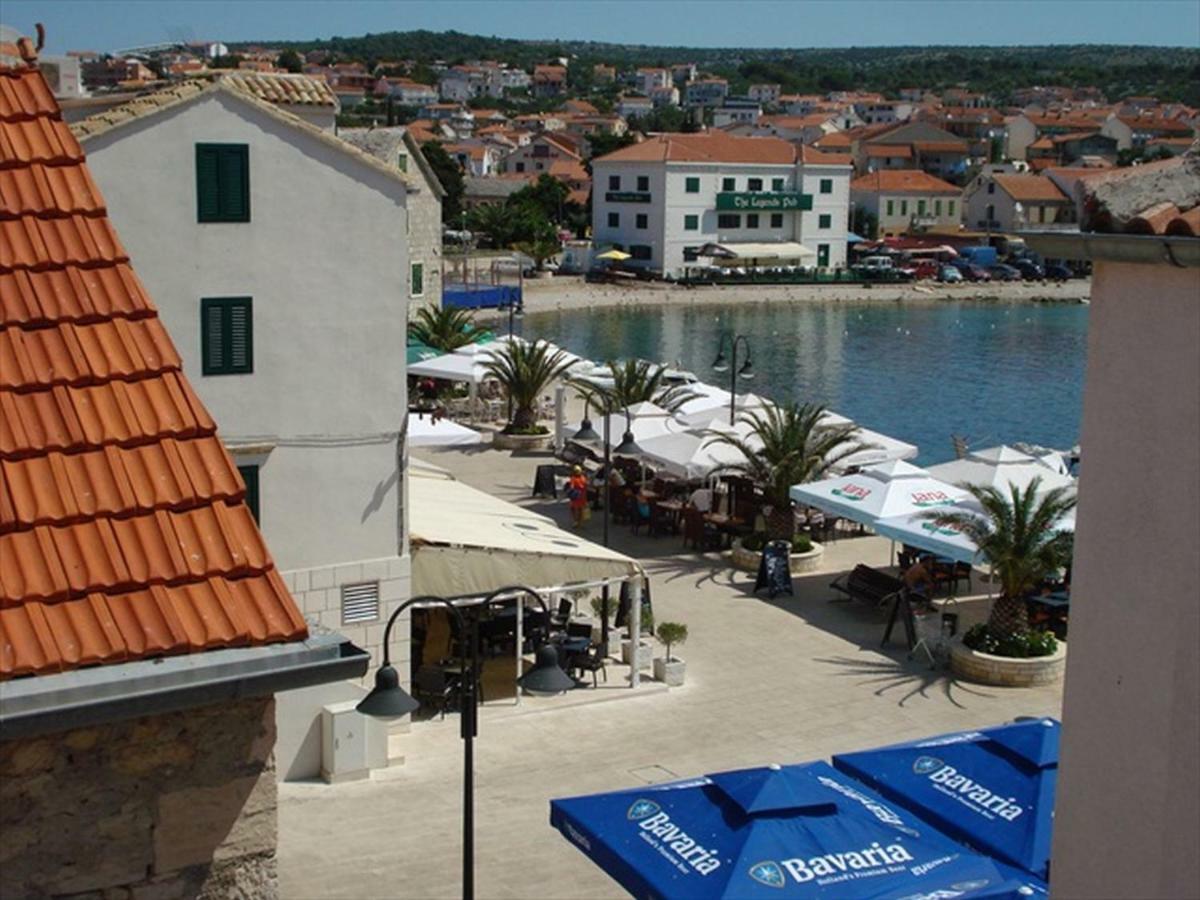 Tutini Dvori Appartement Primošten Buitenkant foto