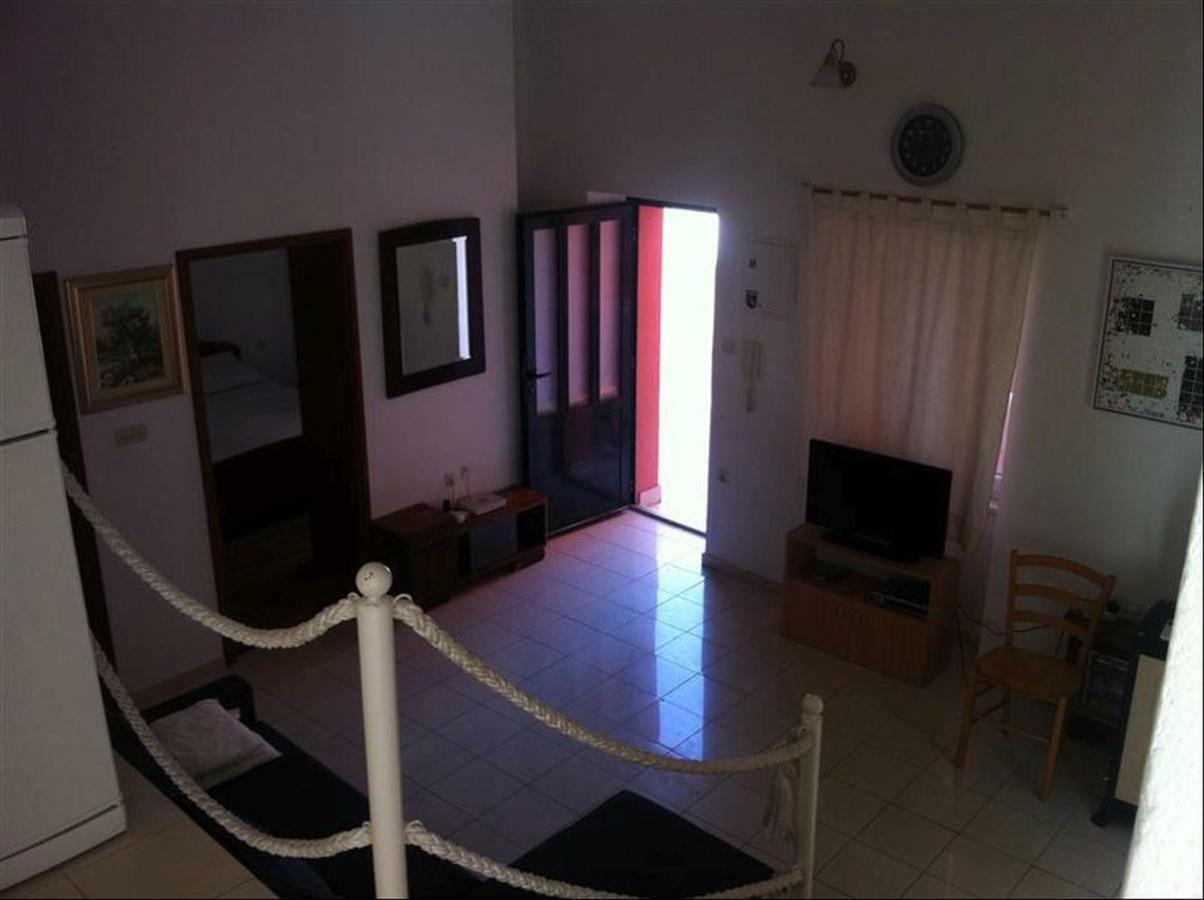 Tutini Dvori Appartement Primošten Buitenkant foto